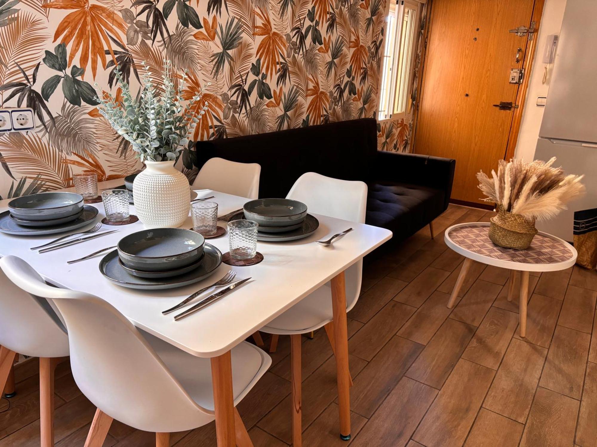 For You Rentals Coqueto Apartamento Temporal De Dos Dormitorios En El Corazon De Madrid Sgv63 المظهر الخارجي الصورة